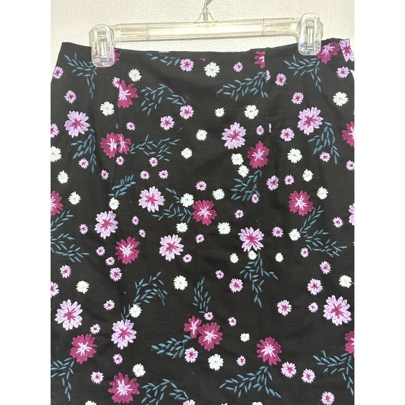 Loft Black Floral Embroidery Straight Mini Skirt 8 Side Zip Cottagecore NWT - Picture 5 of 9